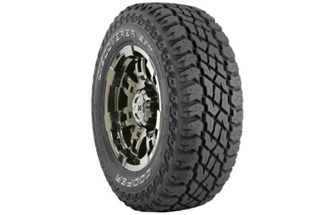 Cooper Discoverer S/T Maxx