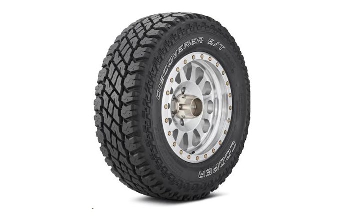 Cooper Discoverer ST MAXX