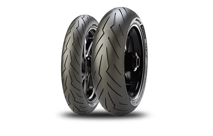 Pirelli Diablo Rosso 3