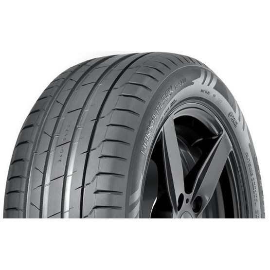 Köp Nokian Tyres Hakka Black 2 SUV direkt online