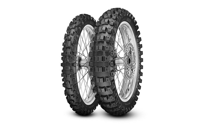 Pirelli MX32 Mid Hard