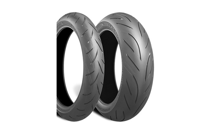 Bridgestone Battlax S21