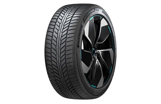 Hankook Winter i*Cept iON X IW01A