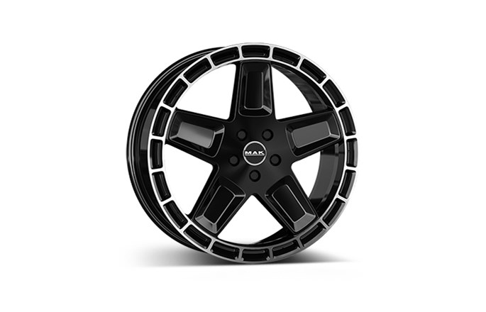 MAK Trek Dark Black/polished lip