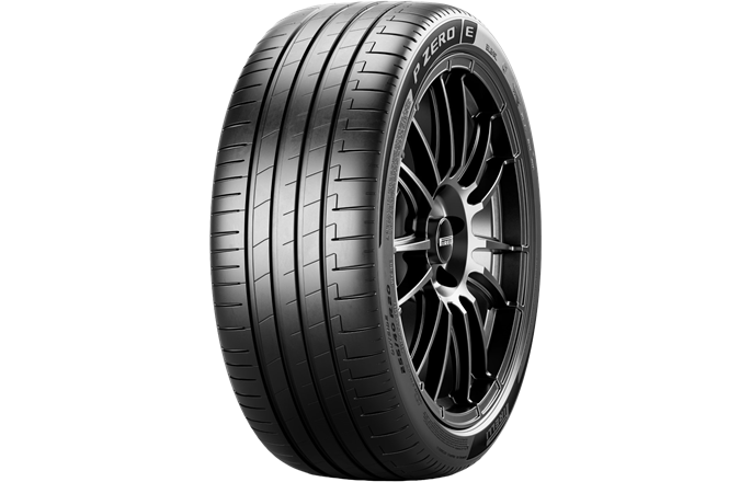 Pirelli P Zero E